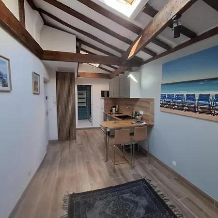 Renove - Place De La Republique