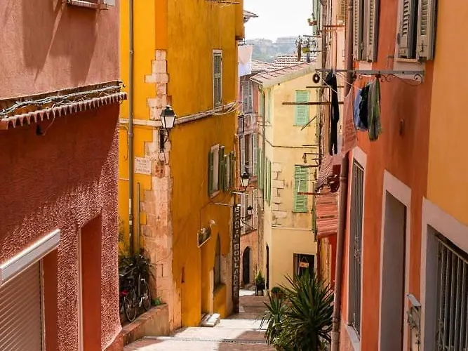 Renove - Place De La Republique Villefranche-sur-Mer